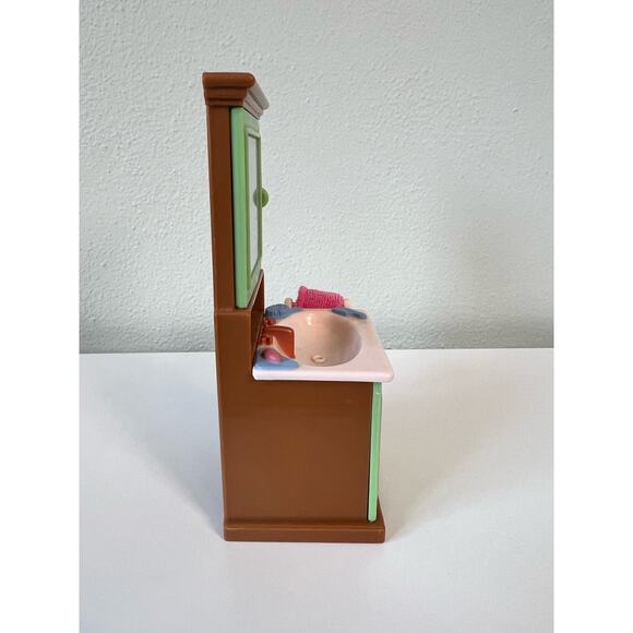 Fisher Price Loving Family Dream Dollhouse Bathroom Vanity Sink with Cabinet - Picture 7 of 10